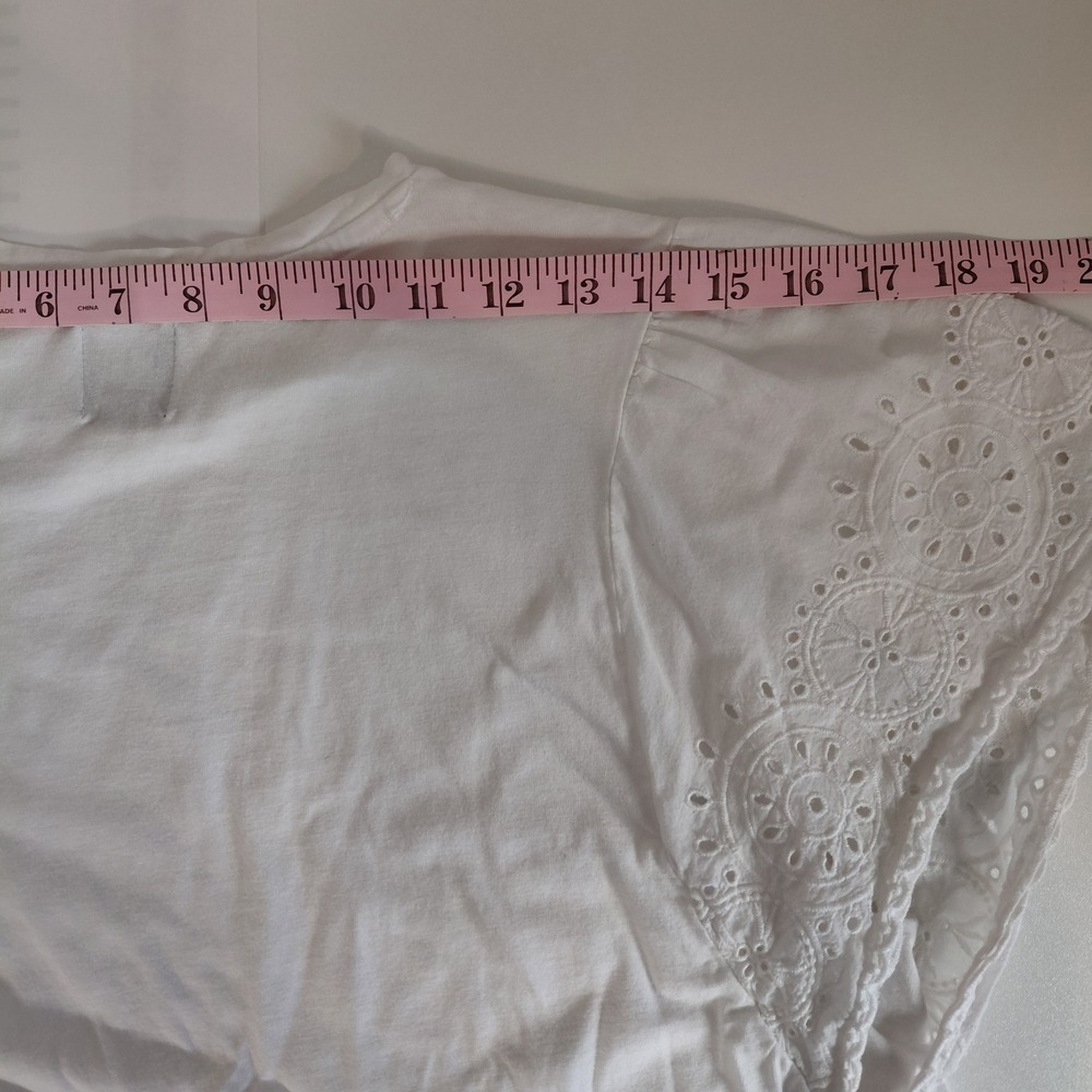 Gap Womens XL White Eyelet Lace Flutter Sleeve Jersey Crew Neck T-Shirt Boho Top - Picture 10 of 13
